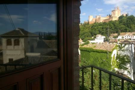 Апартаменты Stunning Alhambra View Balconies, In The Albayzin Гранада Экстерьер фото