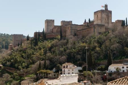 Апартаменты Stunning Alhambra View Balconies, In The Albayzin Гранада Экстерьер фото